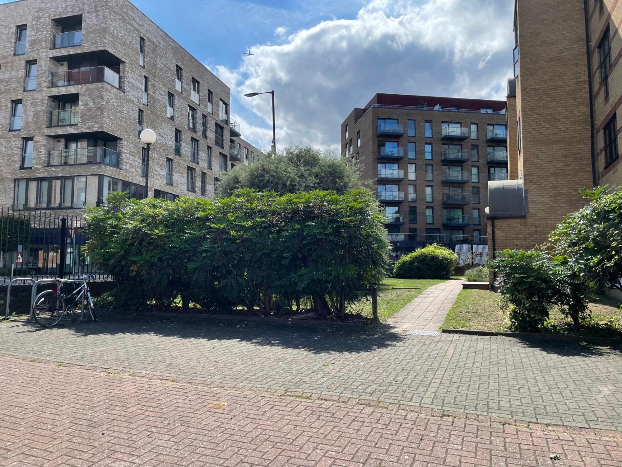 Surrey Docks Se16 Near Canada Water N Easy Access Canary Wharf Лондон Екстериор снимка