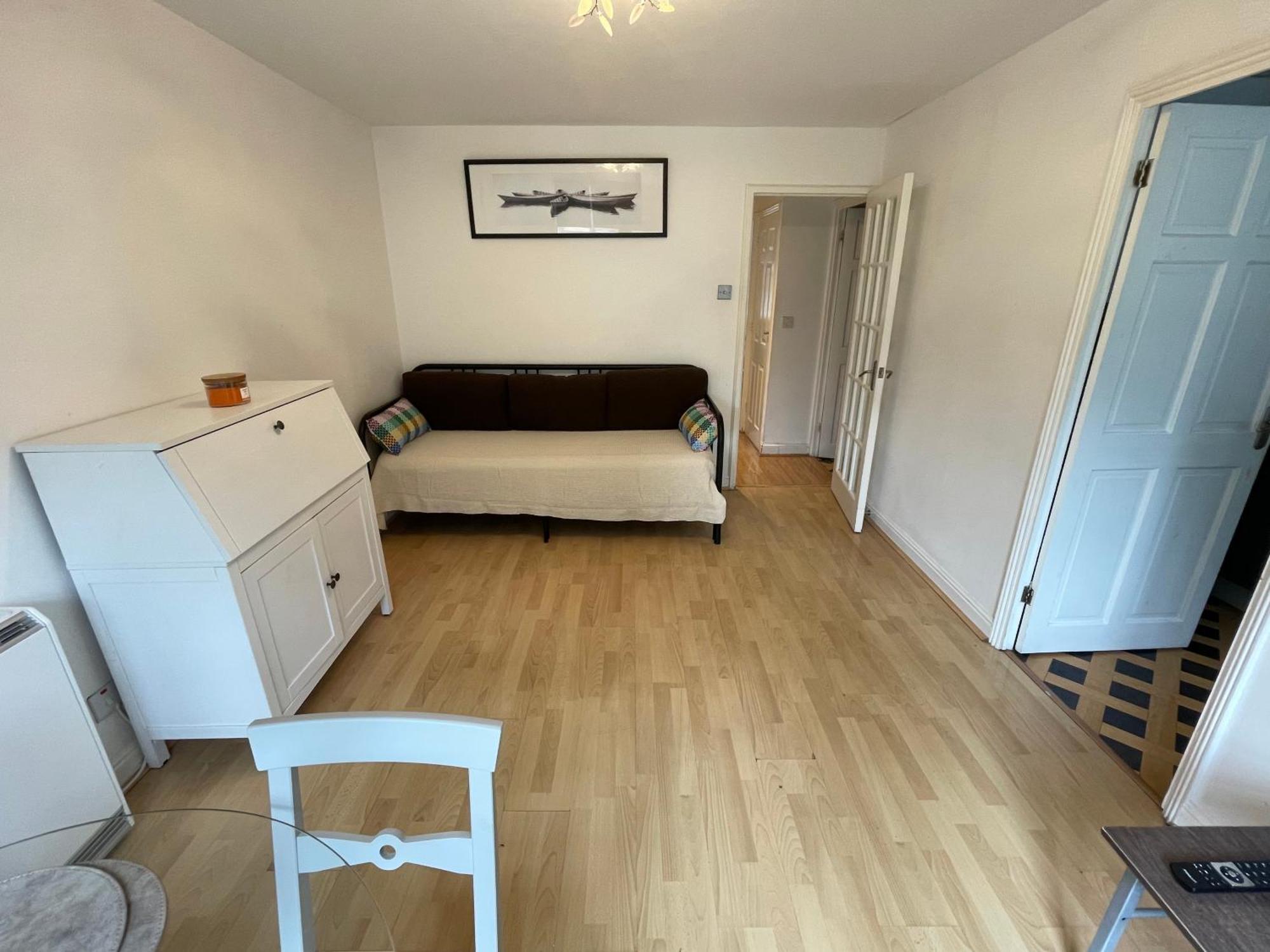 Surrey Docks Se16 Near Canada Water N Easy Access Canary Wharf Лондон Екстериор снимка